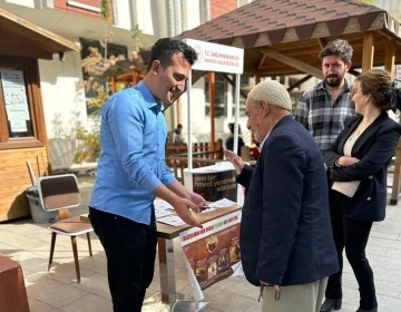 Hakkari’de organ bağışı bilgilendirme standı kuruldu
