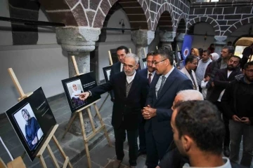 Hakkari’de &quot;Üç Kuşak Hakkari&quot; fotoğraf sergisi açıldı
