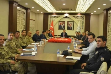 Hakkari’de seçim güvenliği toplantısı yapıldı
