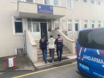 Haklarında yakalama kararı ve hapis cezası olan 795 şüpheliyi jandarma yakaladı
