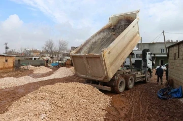 Haliliye kırsalında üstyapı çalışmaları sürüyor
