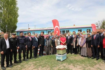 Han İlçesi’nde arıcılığın geliştirilmesine yönelik yatırımlar devam ediyor
