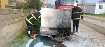 Hassa’da Tofaş otomobilde çıkan yangını itfaiye söndürdü
