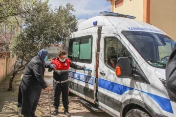 Hasta nakil aracı ile ihtiyaç sahiplerine kesintisiz hizmet
