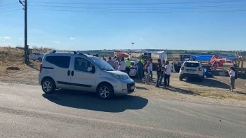 Hatalı sollama kazayla bitti
