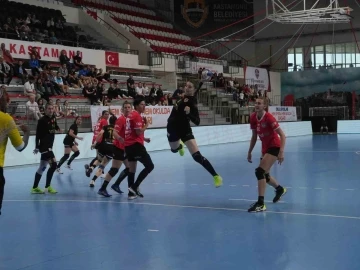 Hentbol Süper Ligi: Kastamonu Belediyespor: 38 - Konyaaltı Belediyespor: 40
