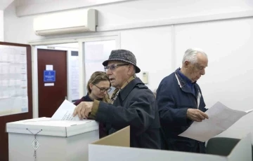 Hırvatistan’da sandık çıkış anketlerine göre ülkede koalisyon hükümeti kurulacak
