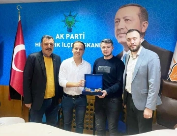 Hisarcık AK Parti İlçe Gençlik Kollarında devir teslim töreni
