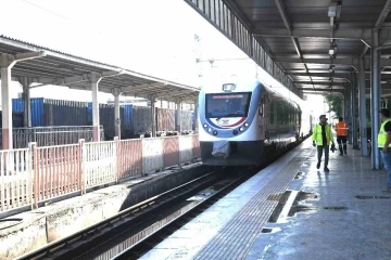 Hızlı tren ile Malatya-Ankara arasındaki mesafe 7 saate düşecek
