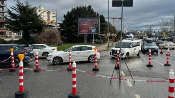 İBB'nin Kadıköy'de yaptığı çevre düzenlemesi çalışması trafik yoğunluğuna neden oldu