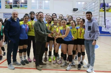 İl Özel İdare Spor Kulübü şampiyon oldu
