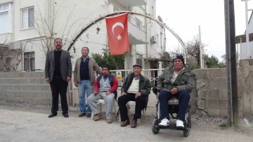 İlk Türk astronot Alper Gezeravcı’yı akrabaları merak ve sevinçle bekliyor
