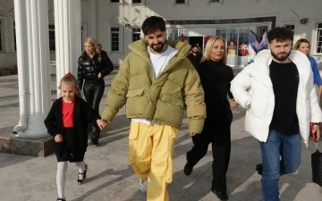 İlkokulda temsilci seçiminde Tuana vaat etti, kazananınca Sefo okula geldi