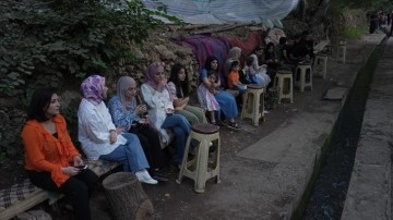 Irak'ta demlenen çaylar İran'da içiliyor