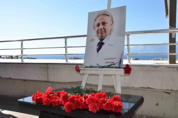 İş arkadaşlarından Prof.Dr. Demirbaş’a, Nazım Hikmet şiiriyle veda
