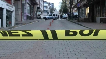 İş yerinin önünde berberi öldüren şahıs tutuklandı
