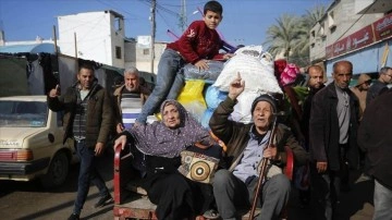 İsrail, Gazze Şeridi'ne düzenlediği saldırılarla 1,9 milyon kişiyi yerinden etti