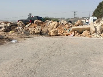 İsrail, Kudüs’e giden birçok yolu kapattı