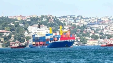 İstanbul Boğazı’nda gemi arıza yaptı, boğaz trafiği askıya alındı
