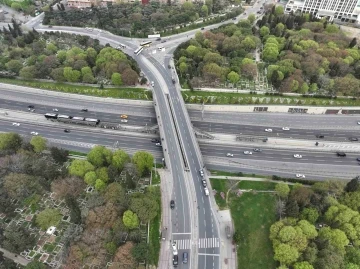 İstanbul’da bayramın ilk gününde yollar boş kaldı
