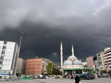 İstanbul’da dolu yağışı etkili oldu