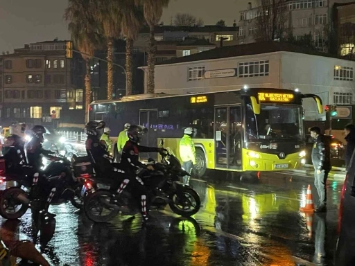 İstanbul’da yeni yıl öncesi asayiş uygulaması
