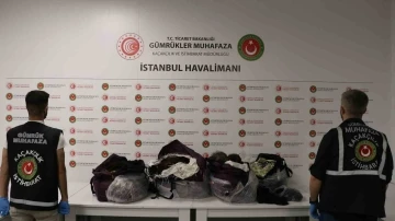 İstanbul Havalimanı’nda 93 kilo insan saçı ele geçirildi
