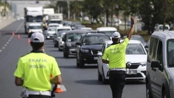 İstanbul'da denetimlerde sürücülere 49 bin 595 lira ceza kesildi