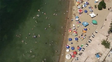 İstanbul'da sıcak hava etkisini sürdürdü