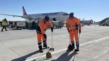 İstanbul'daki belediyelerin deprem bölgelerine yardım seferberliği devam ediyor