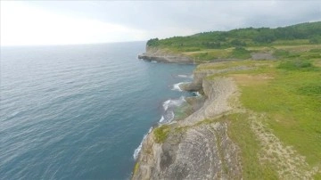 İstanbul'un saklı güzelliklerinden Ağva Kadırga Koyu FPV dronla görüntülendi