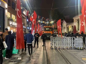 İstiklal Caddesi yeniden yaya trafiğine kapandı