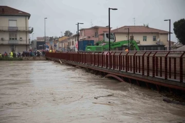 İtalya’da sel felaketi: 3 ölü
