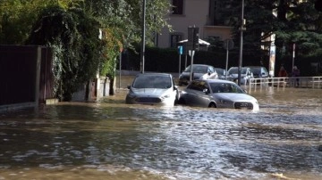 İtalya'da aşırı yağışlar Milano'da su baskınlarına neden oldu