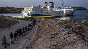 İtalya'da hükümet, göçmenlere yönelik yasal düzenlemeleri sıkılaştırmaya devam ediyor