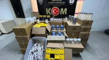 İzmir’de 2 bin 863 adet kaçak oto yedek parça ele geçirildi
