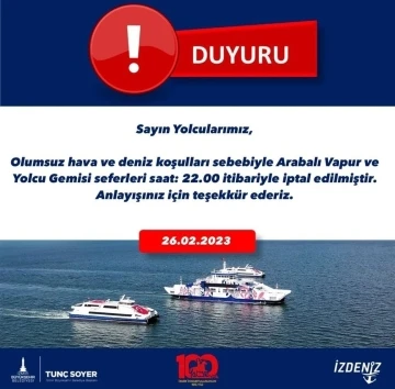 İzmir’de deniz ulaşımına fırtına engeli