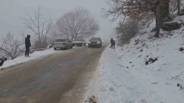 İzmir’de eğitime kar engeli
