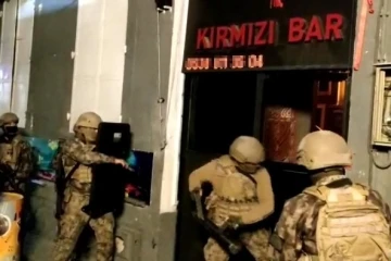 İzmir’de eğlence mekanlarına &quot;Günbatımı Operasyonu&quot;
