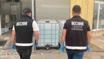 İzmir’de sigara kaçakçılarına ve sahte alkol imalathanesine operasyon
