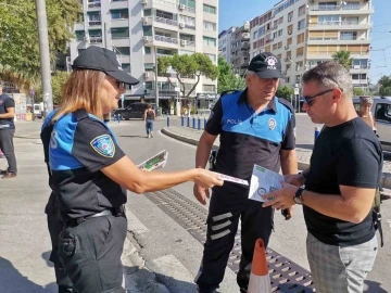 İzmirli öğrenciler okulda öğretmenlerine dışarıda polislere emanet
