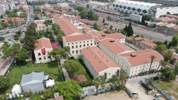 İzmirlilerin yeni buluşma noktası: &quot;İzmir Kültür ve Sanat Fabrikası&quot;
