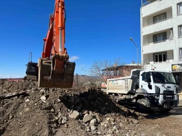 İzmit Belediyesi ekipleri Adıyaman’da
