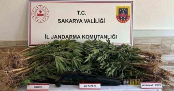 Jandarma altı ayda 55 kilo uyuşturucu ele geçirdi: Bin 165 şüpheliye işlem yapıldı
