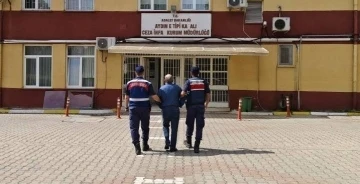 Jandarma ekipleri aranan şahıslara göz açtırmıyor
