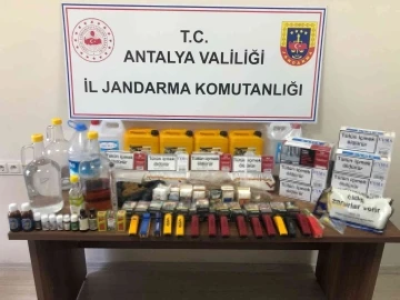 Jandarmadan kaçak alkol ve sigara operasyonu
