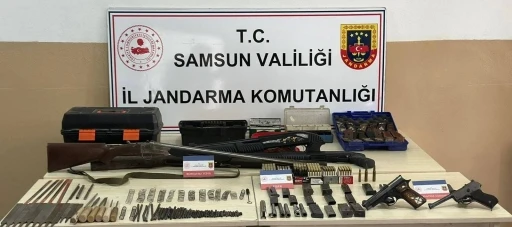 Jandarmadan kaçak silah imalathanesine baskın
