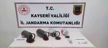 Jandarmadan uyuşturucu operasyonu: 1 gözaltı
