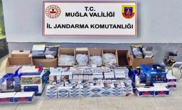 Kaçak sigara üretilen eve jandarma operasyonu
