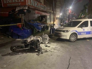 Kağıthane’de motosikletli saldırgan bir kişiye ateş açtıktan sonra motosikleti bırakıp kaçtı
